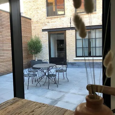 Les Berguoises Au Coeur De Bergues